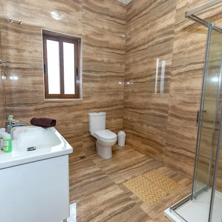 Holiday home With Private Pool In Gozo