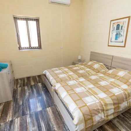 With Private Pool In Gozo Xewkija